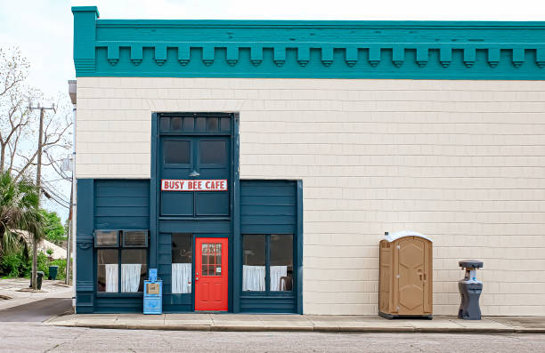 Best Porta potty rental near me  in Tama, IA